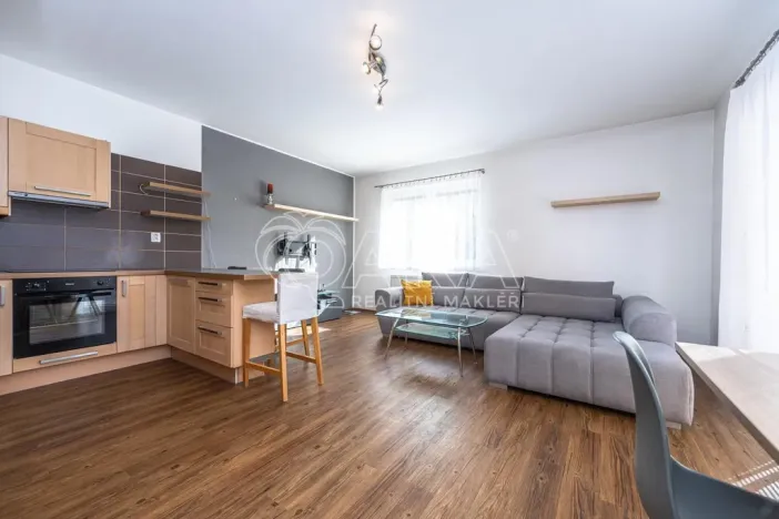 Pronájem bytu 3+kk, Holubice - Kozinec, Buková, 81 m2