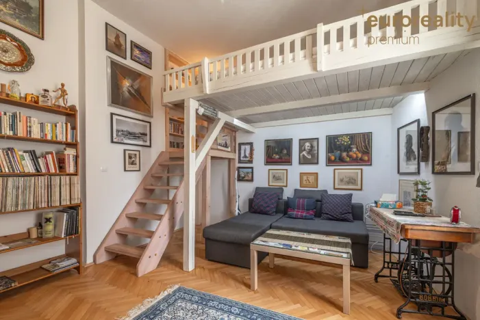 Prodej bytu 1+kk, Mariánské Lázně, Žižkova, 25 m2
