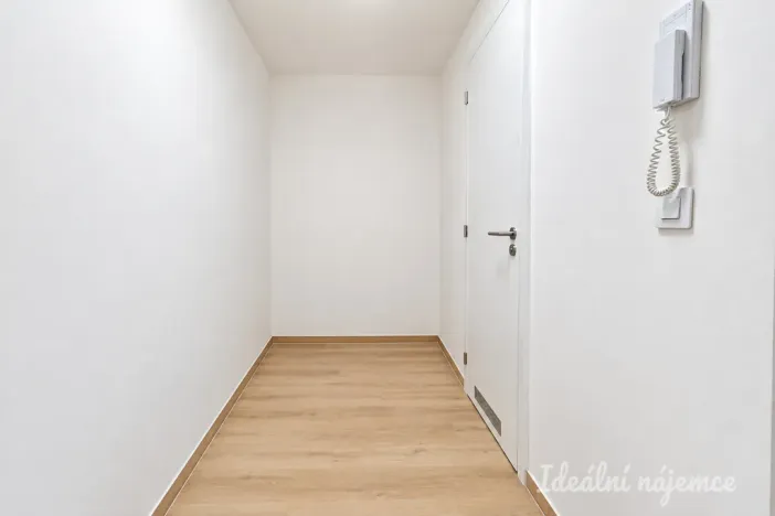 Prodej bytu 1+kk, Brno, Jižní, 34 m2