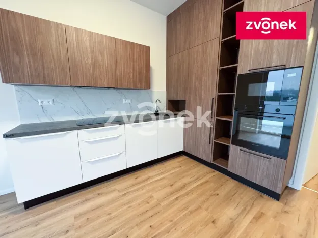 Pronájem bytu 2+kk, Brno, Komárovská, 55 m2