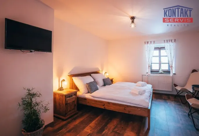 Pronájem chalupy, Mojné - Černice, 247 m2