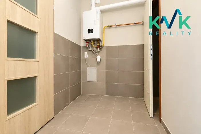 Prodej komerční nemovitosti, Březová, Hamerská, 100 m2