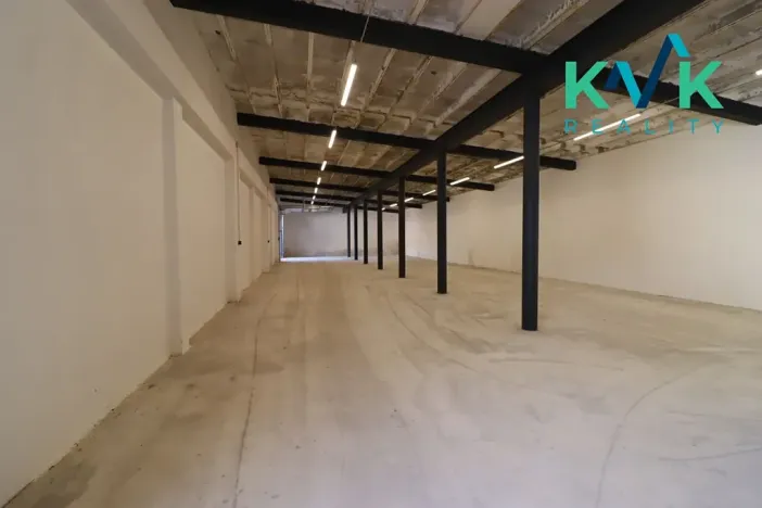 Pronájem skladu, Karlovy Vary, Chebská, 450 m2