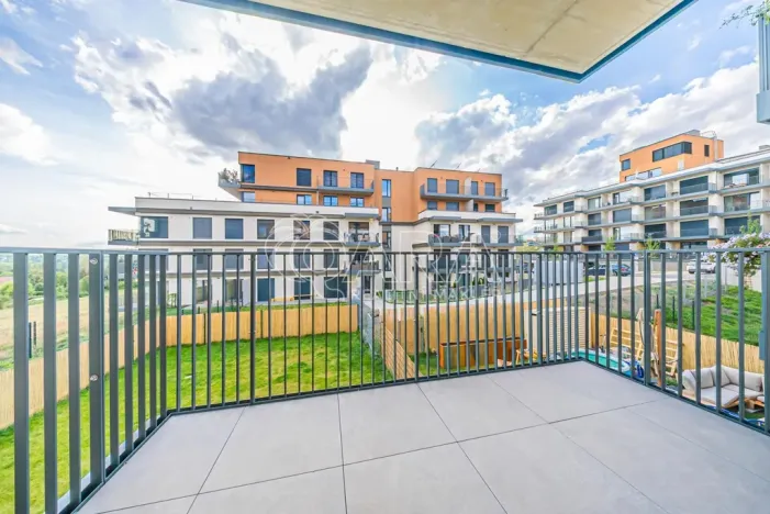Pronájem bytu 2+kk, Praha - Řeporyje, Haenkeho, 47 m2