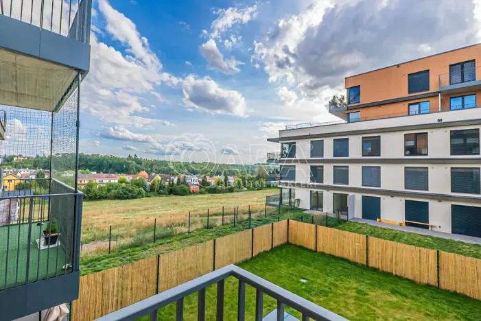 Pronájem bytu 2+kk, Praha - Řeporyje, Haenkeho, 47 m2