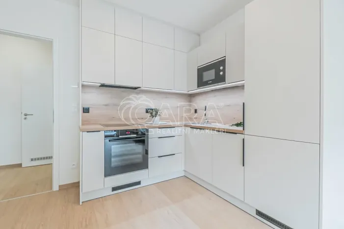 Pronájem bytu 2+kk, Praha - Řeporyje, Haenkeho, 47 m2