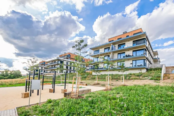 Pronájem bytu 2+kk, Praha - Řeporyje, Haenkeho, 47 m2