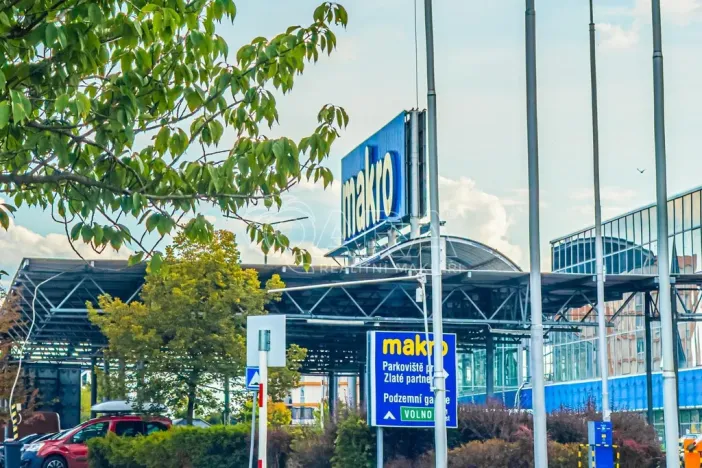 Pronájem bytu 2+kk, Praha - Řeporyje, Haenkeho, 47 m2
