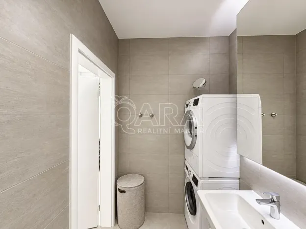Pronájem bytu 2+kk, Praha - Hloubětín, Kolbenova, 46 m2