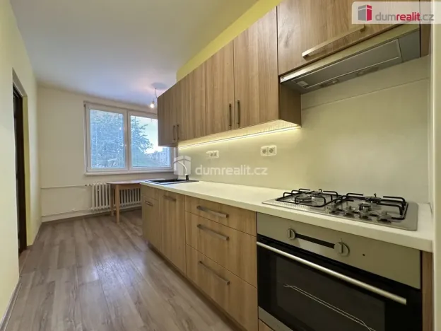 Prodej bytu 3+1, Břeclav, Slovácká, 72 m2