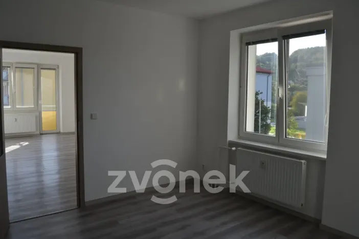 Pronájem bytu 2+1, Vsetín, Družstevní, 56 m2
