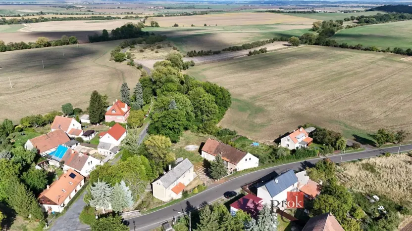 Prodej zahrady, Krásný Dvůr - Němčany, 1225 m2