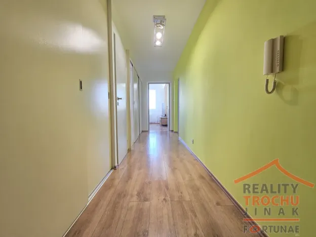 Prodej bytu 3+1, Hradec Králové, Urxova, 67 m2