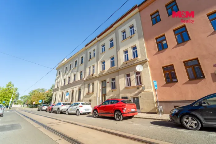 Pronájem obchodního prostoru, Plzeň - Východní Předměstí, Radyňská, 109 m2