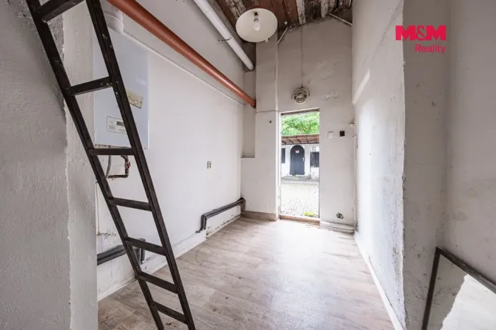 Pronájem restaurace, Praha - Letňany, Beranových, 161 m2