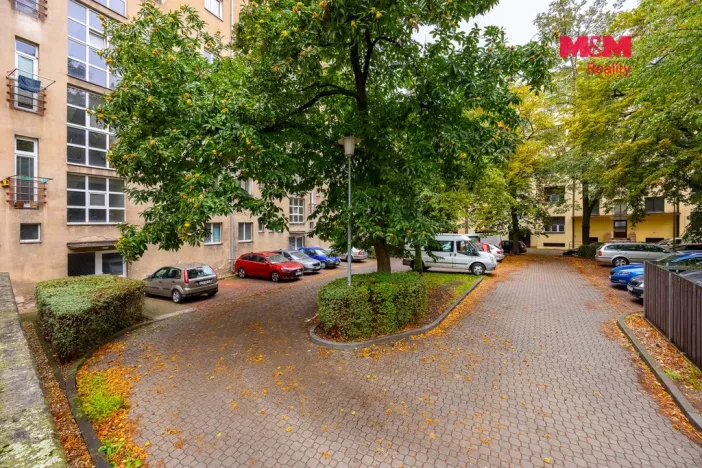 Prodej bytu 1+kk, Pardubice - Zelené Předměstí, Sladkovského, 31 m2