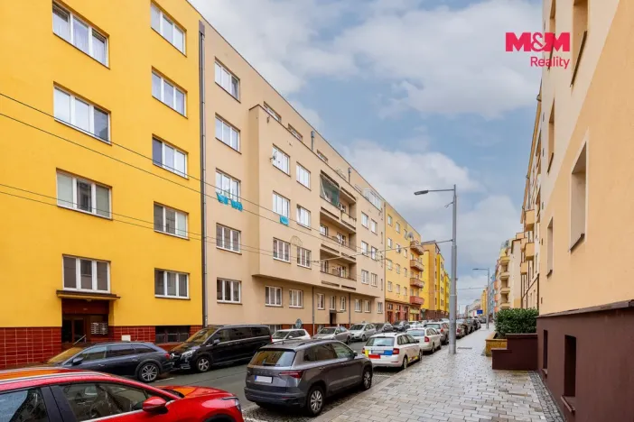 Prodej bytu 1+kk, Pardubice - Zelené Předměstí, Sladkovského, 31 m2
