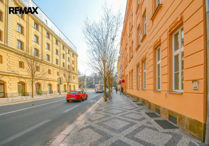 Pronájem kanceláře, Hradec Králové, Československé armády, 60 m2