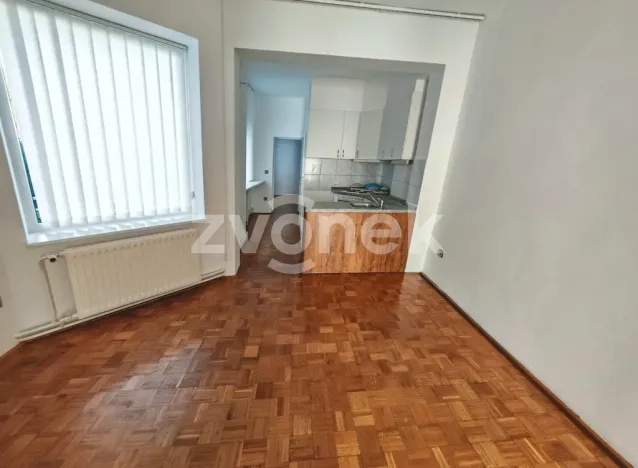 Pronájem kanceláře, Zlín, Sokolská, 78 m2