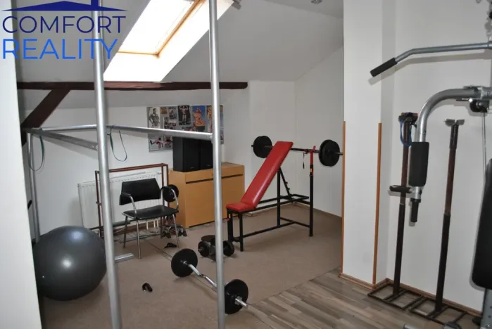 Prodej obchodního prostoru, Ostrava - Poruba, V Zahradách, 232 m2