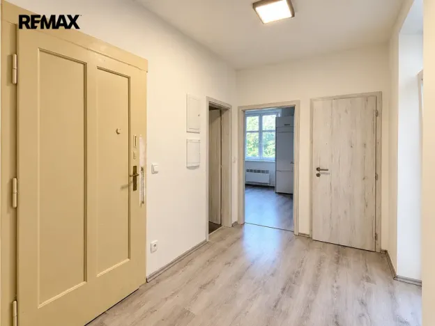 Prodej bytu 2+kk, Praha - Vysočany, Prouzova, 54 m2