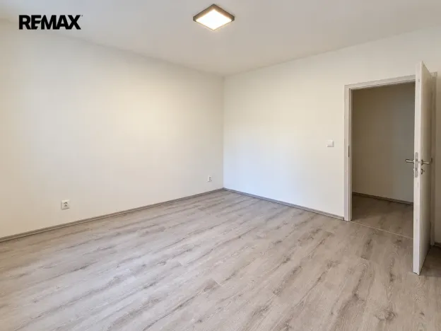 Prodej bytu 2+kk, Praha - Vysočany, Prouzova, 54 m2
