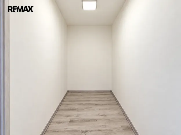 Prodej bytu 2+kk, Praha - Vysočany, Prouzova, 54 m2