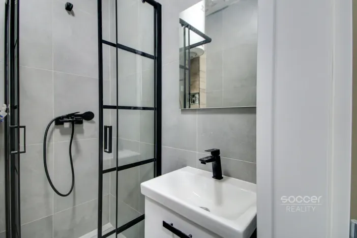 Pronájem bytu 1+kk, Praha - Vysočany, Staromlýnská, 31 m2