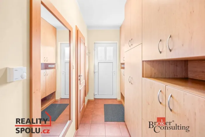 Pronájem bytu 2+kk, Osek, 33 m2