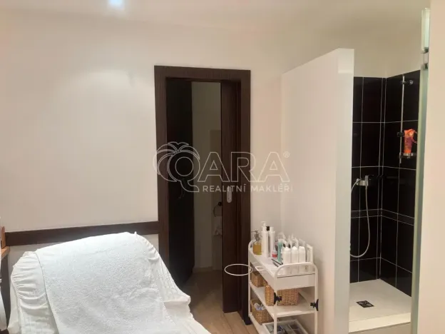 Prodej bytu 1+kk, Praha - Prosek, Veltruská, 22 m2