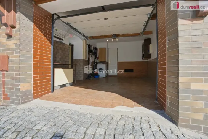 Prodej rodinného domu, Boží Dar, 180 m2