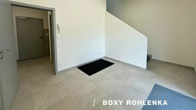 Pronájem skladu, Tvarožná, 269 m2