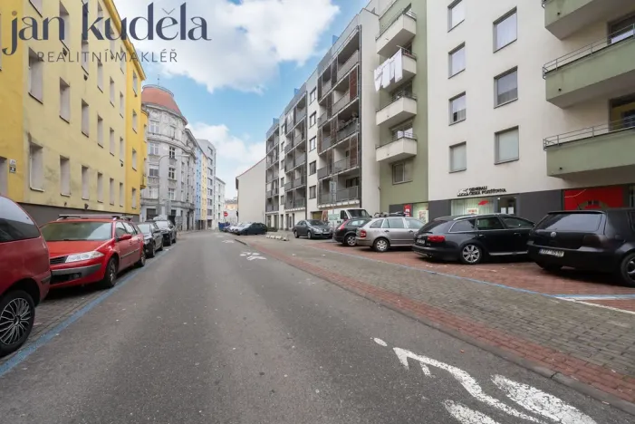 Pronájem bytu 2+kk, Brno, Francouzská, 48 m2