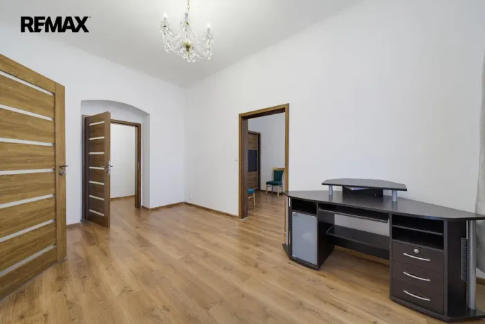 Prodej ubytování, Karlovy Vary, Raisova, 80 m2