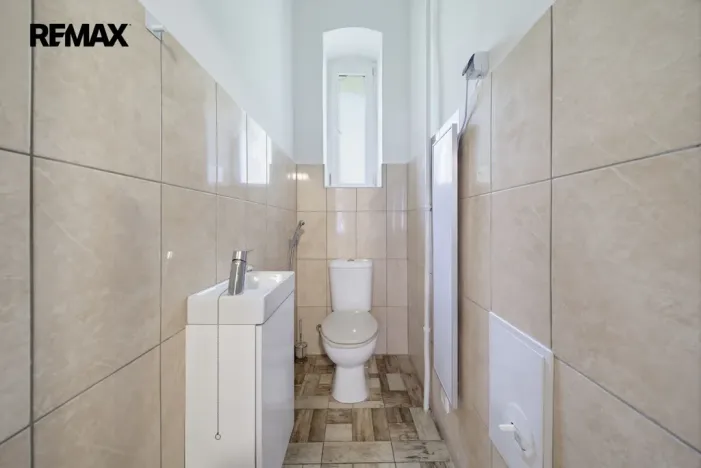 Prodej ubytování, Karlovy Vary, Raisova, 80 m2