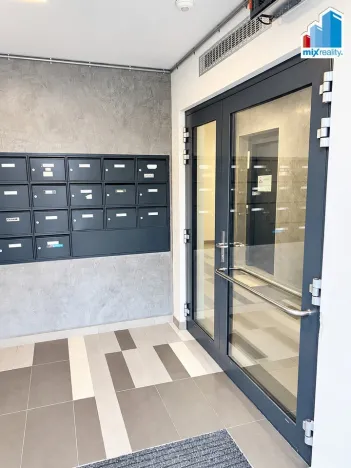 Prodej bytu 1+kk, Plzeň - Jižní Předměstí, Kollárova, 38 m2