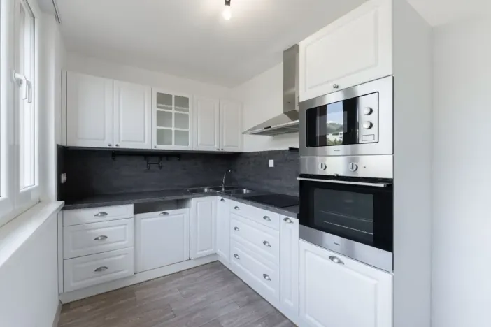 Prodej bytu 3+1, Krupka - Bohosudov, Komenského, 82 m2