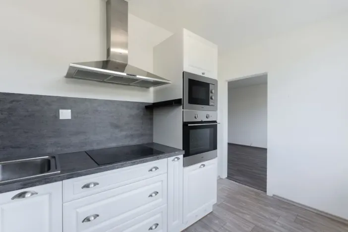 Prodej bytu 3+1, Krupka - Bohosudov, Komenského, 82 m2