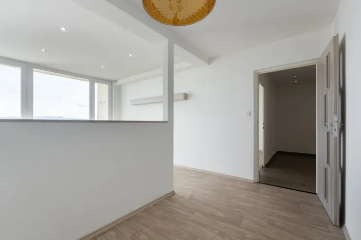 Prodej bytu 3+1, Krupka - Bohosudov, Komenského, 82 m2