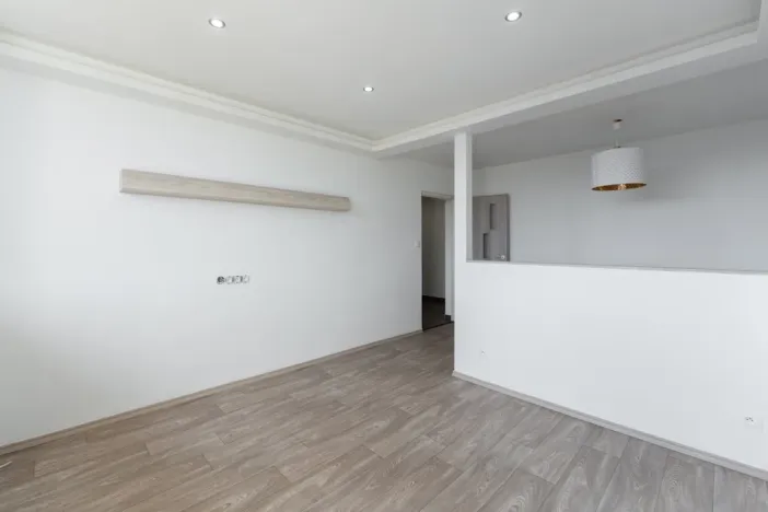 Prodej bytu 3+1, Krupka - Bohosudov, Komenského, 82 m2