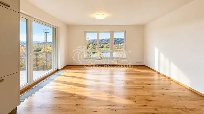 Pronájem bytu 3+kk, Praha - Modřany, Kolmanova, 94 m2