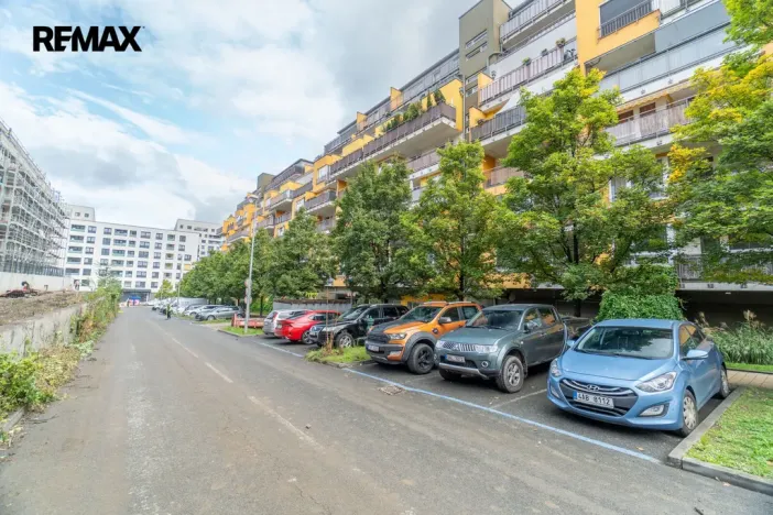 Pronájem bytu 2+kk, Praha, Kabešova, 56 m2