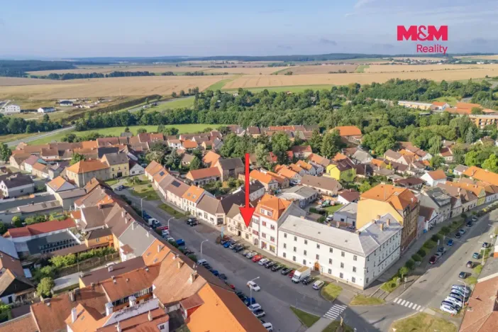 Pronájem obchodního prostoru, Kralovice, Masarykovo nám., 38 m2