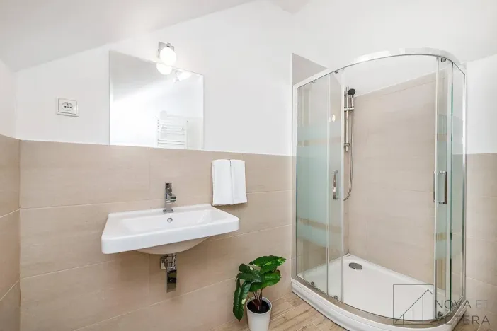 Prodej bytu 3+1, Praha - Vinohrady, Chodská, 117 m2