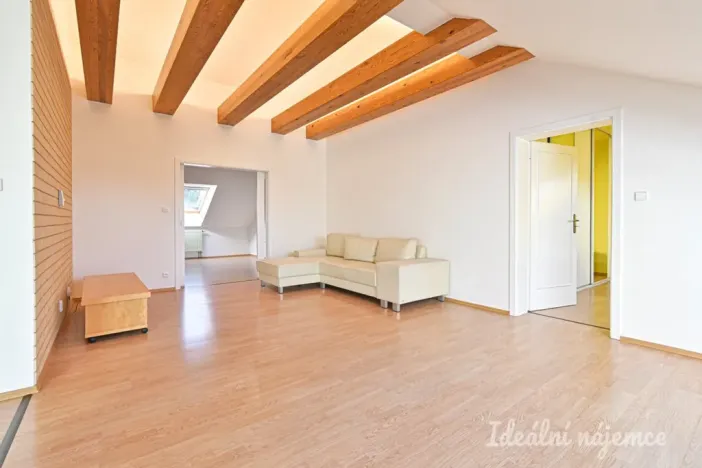 Pronájem bytu 3+kk, Brno, Vychodilova, 118 m2