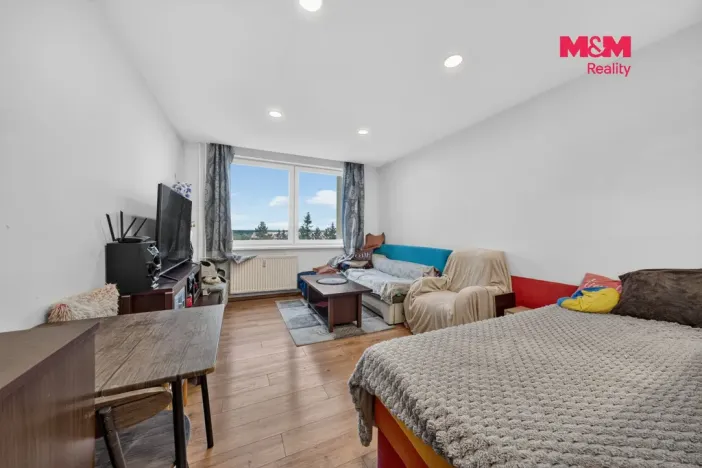 Prodej bytu 1+kk, Třeboň - Třeboň II, Táboritská, 30 m2