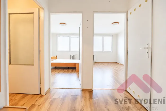 Pronájem bytu 2+kk, Praha - Řepy, Makovského, 40 m2