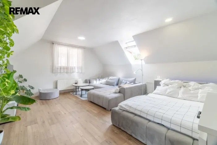 Prodej bytu 4+1, Praha - Královice, Ke Stupicím, 134 m2