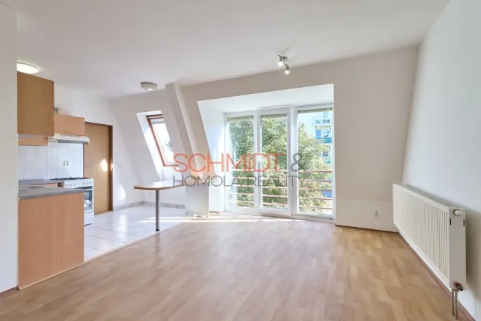 Prodej bytu 2+kk, Hustopeče, Husova, 55 m2