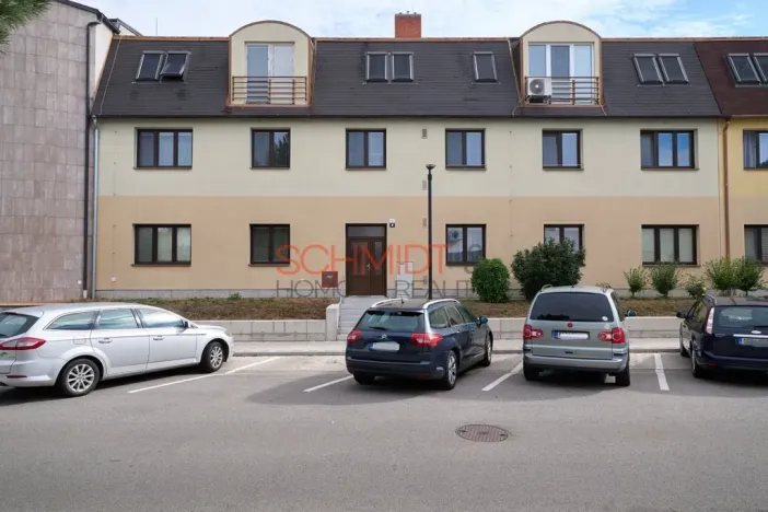 Prodej bytu 2+kk, Hustopeče, Husova, 55 m2